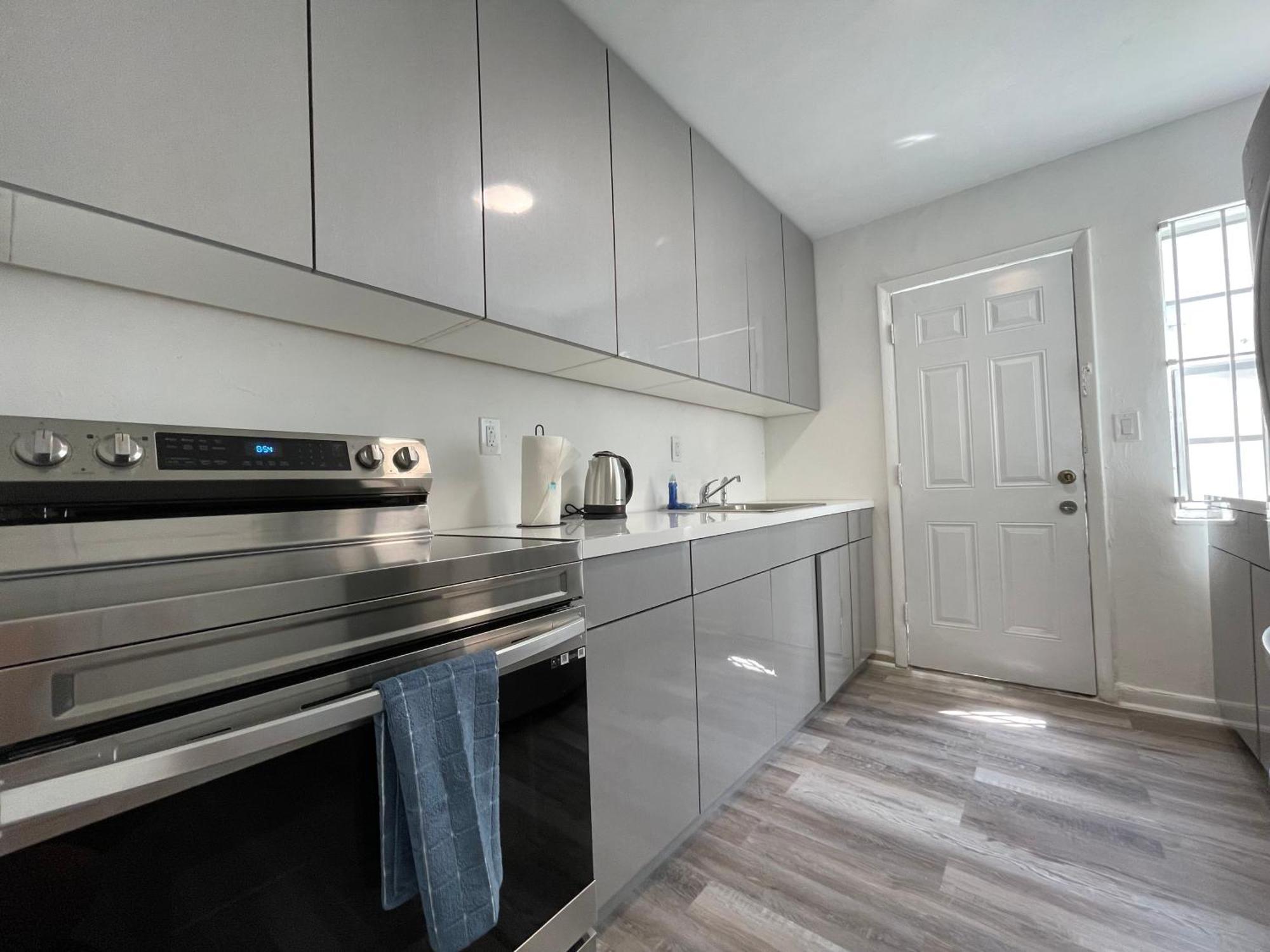 Remodeled Little Havanna Apartments Great Location Miami Eksteriør billede