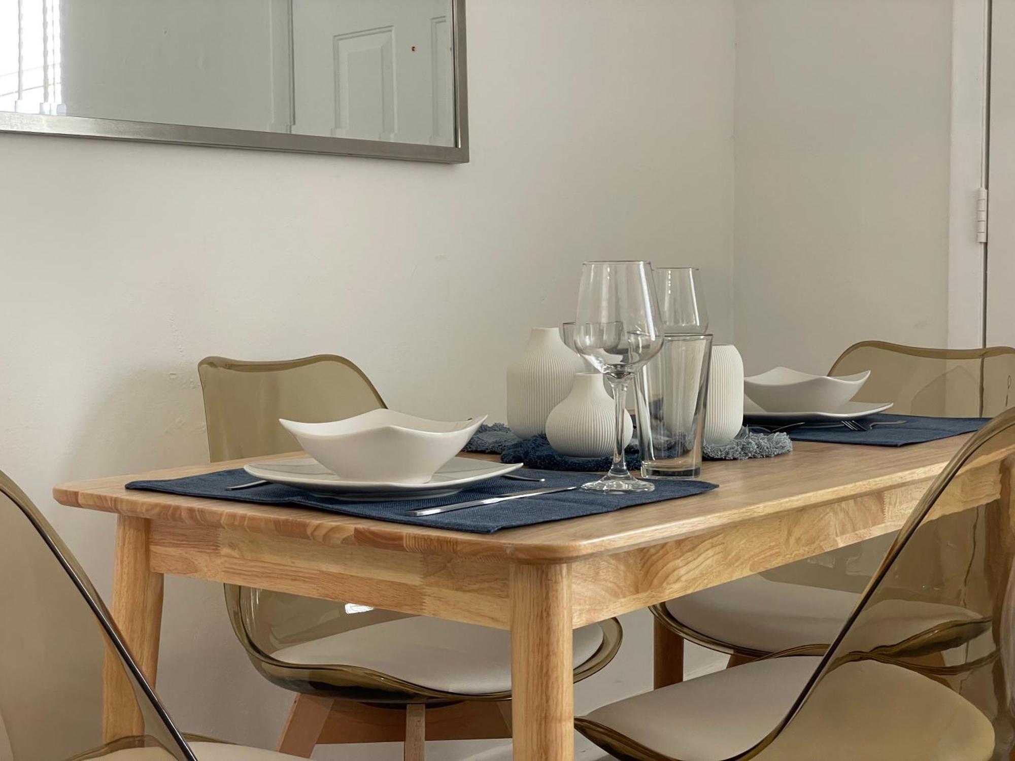 Remodeled Little Havanna Apartments Great Location Miami Eksteriør billede