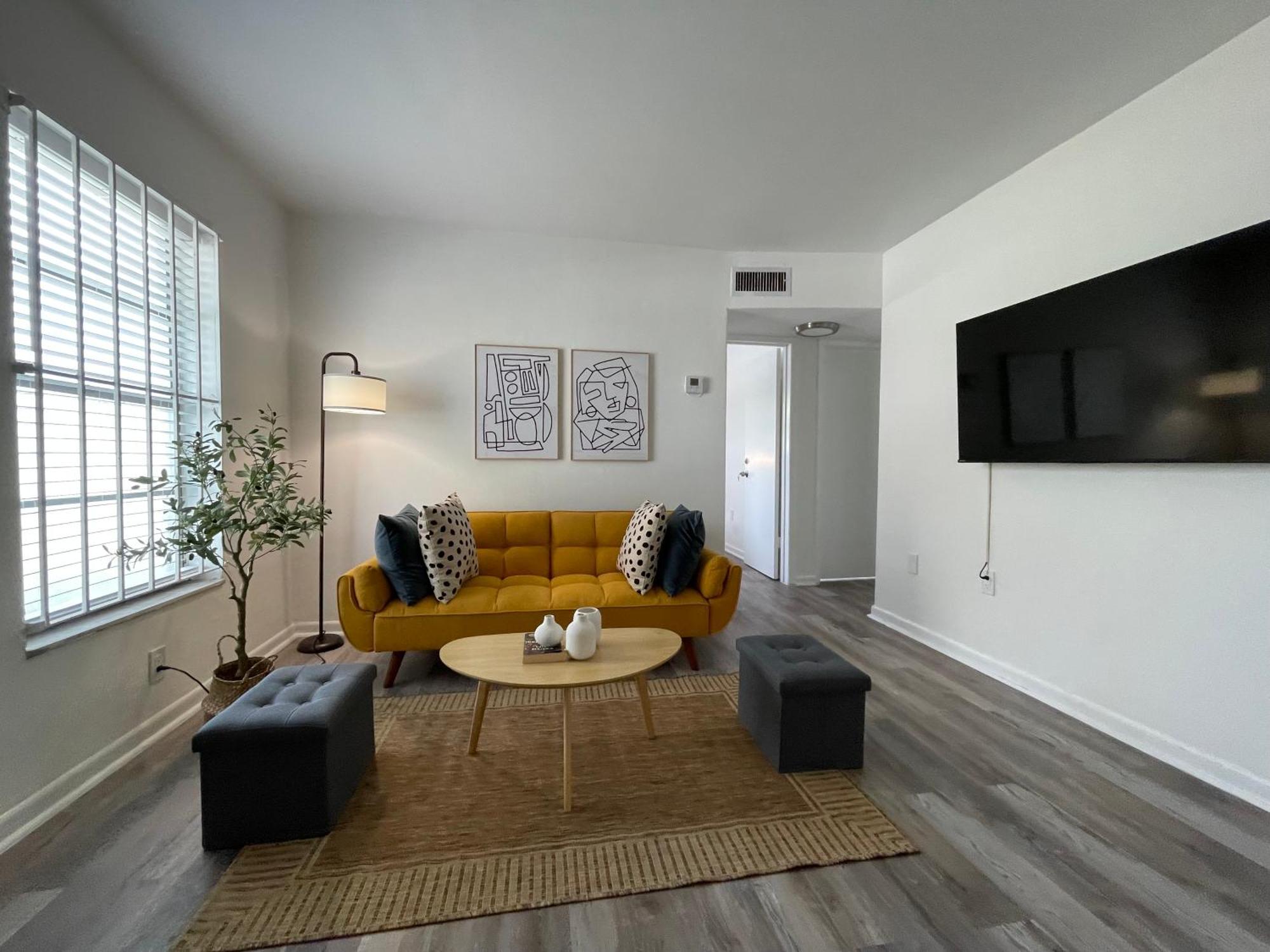 Remodeled Little Havanna Apartments Great Location Miami Eksteriør billede
