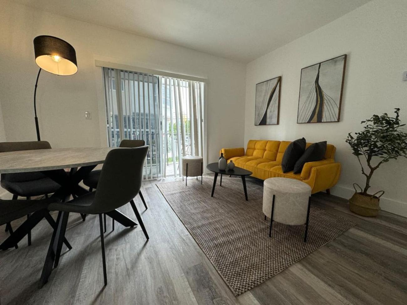 Remodeled Little Havanna Apartments Great Location Miami Eksteriør billede